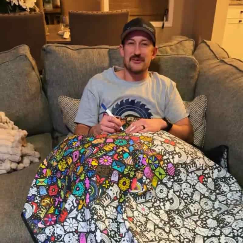 Colouring blanket